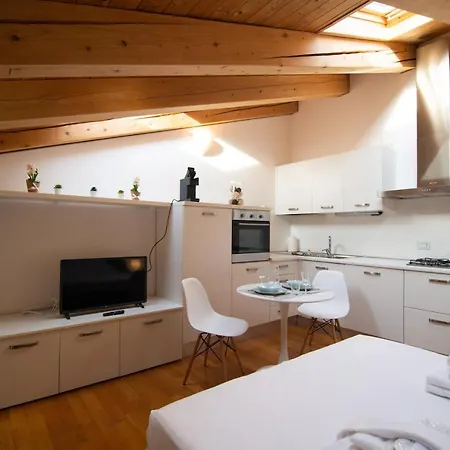 Getaway Next To Piazza Unita Apartment
